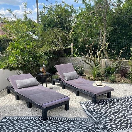 Beautiful Cottage With Private Plunge Pool/Hot Tub - 40 Mins From Puy Du Fou La Chapelle-Saint-Etienne المظهر الخارجي الصورة